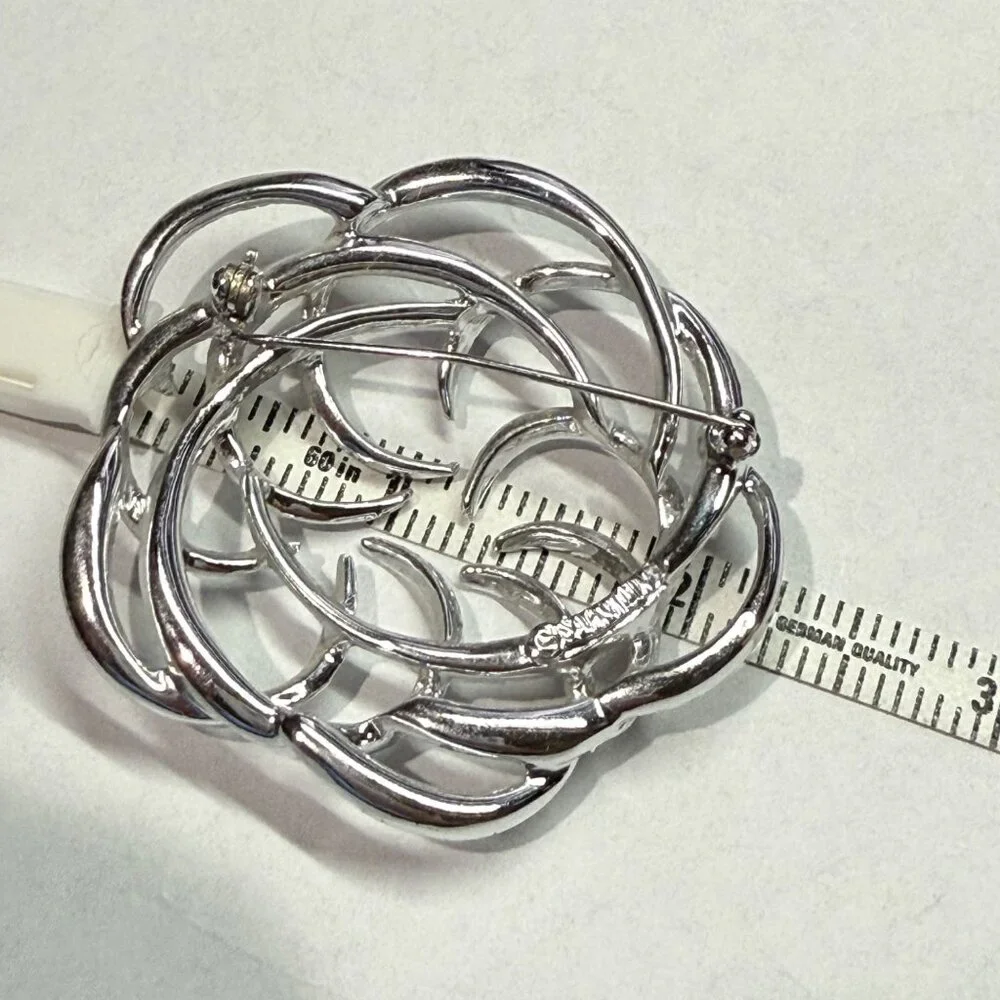 Sarah Coventry vintage silver swirl brooch pin 2.25